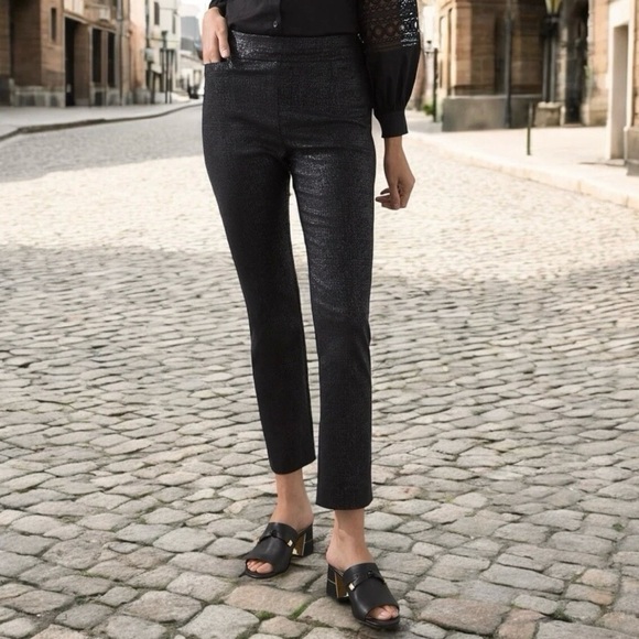 Chico’s Brigitte Sliming Pull On Pants Women’s Size 1.5 US 10 Black Ankle Shiny - Picture 1 of 12